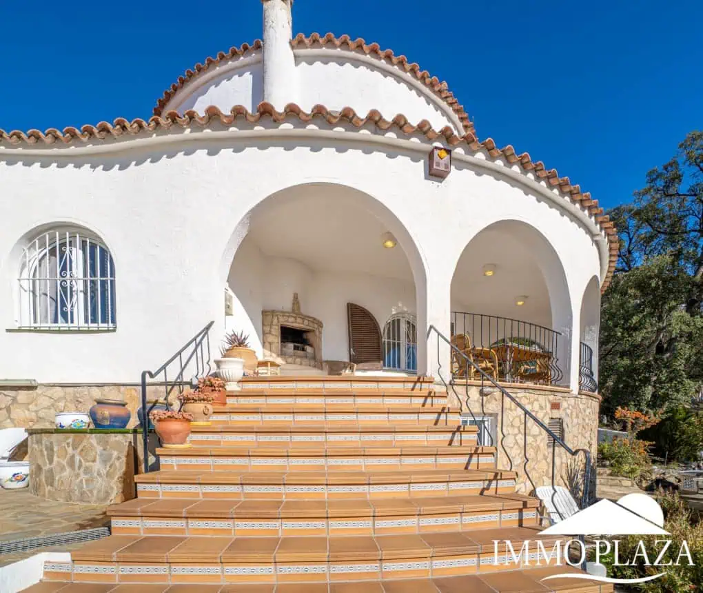 26012024103724_9367_IPV127 Beautiful villa with fantastic sea views, 4 bedrooms, 3 bathrooms, swimming pool, sauna and a spacious garage – Roses