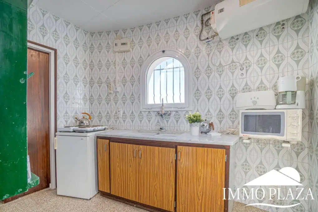 Beautiful villa with fantastic sea views, 4 bedrooms, 3 bathrooms, swimming pool, sauna and a spacious garage – Roses