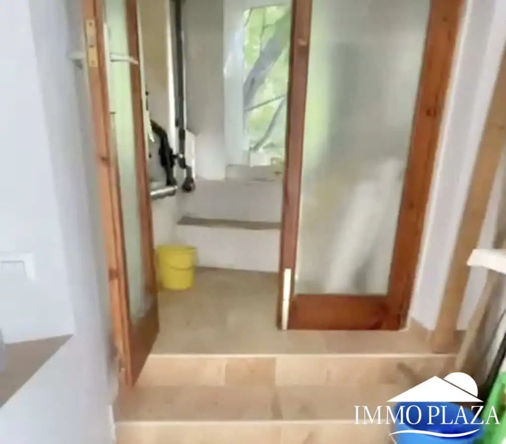 27092024104844_2652_IPV134 Villa with surprising views of the sea and the Bay of Roses, very private; 2 beds, 3 baths, pool, terraces, garage & parking