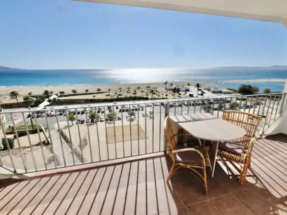RESERVED ! 1st line apartment, exceptional sea view – 2 bedrooms, 1 bathroom, 1 large terrace to the south of 12m2