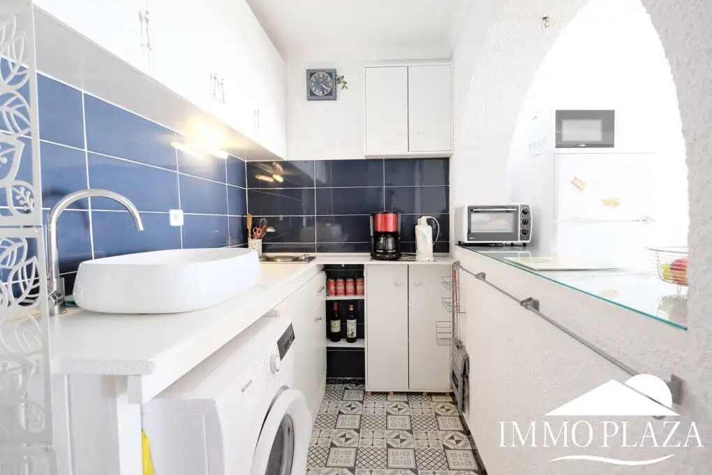 RESERVADO ! Apartament 1ª línia, vistes excepcionals al mar – 2 habitacions, 1 bany, 1 gran terrassa al sud de 12m2