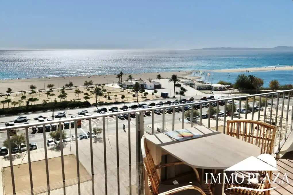 RESERVADO ! Apartament 1ª línia, vistes excepcionals al mar – 2 habitacions, 1 bany, 1 gran terrassa al sud de 12m2
