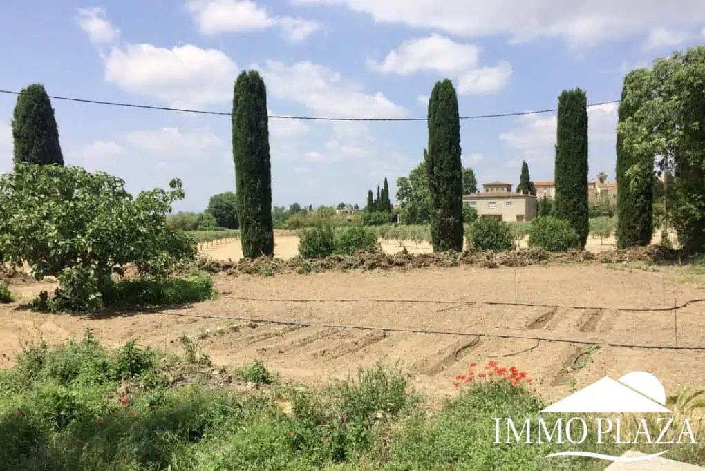 Charming Guesthouse B&B – Pensión; 7 bedrooms, 5 bathrooms, pool, land 3895m2 in the Bay of Roses