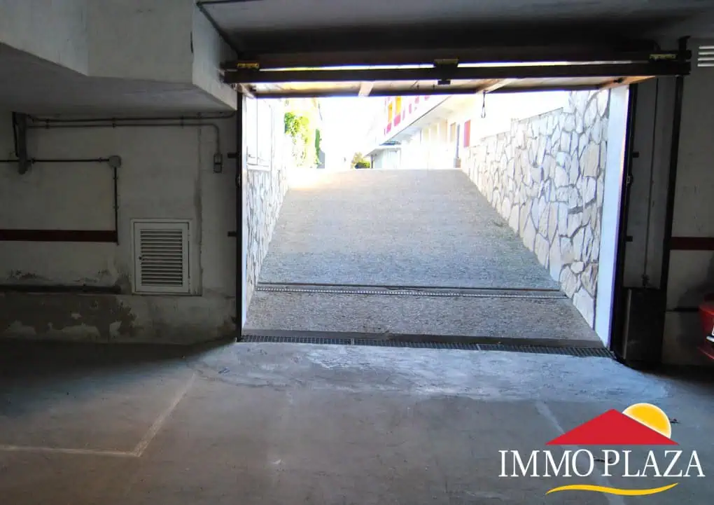 Boatmooring 20 x 6.5 mtr for sale with double parking and private storage in the Marina Empuriabrava – Costa Brava