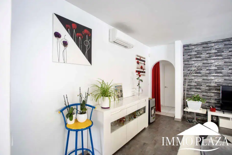 Mooie gerenoveerde gelijkvloerse villa – 3 slaapkamers – 2 badkamers – garage – Empuriabrava