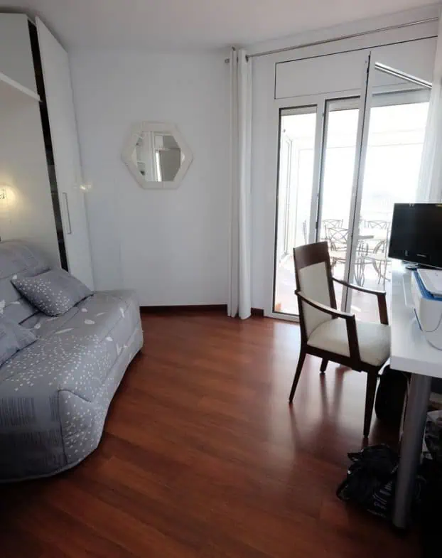 Beautiful and spacious apartment near the beach – 2 bedrooms – 45m2 terrace – Center of Empuriabrava, Costa Brava