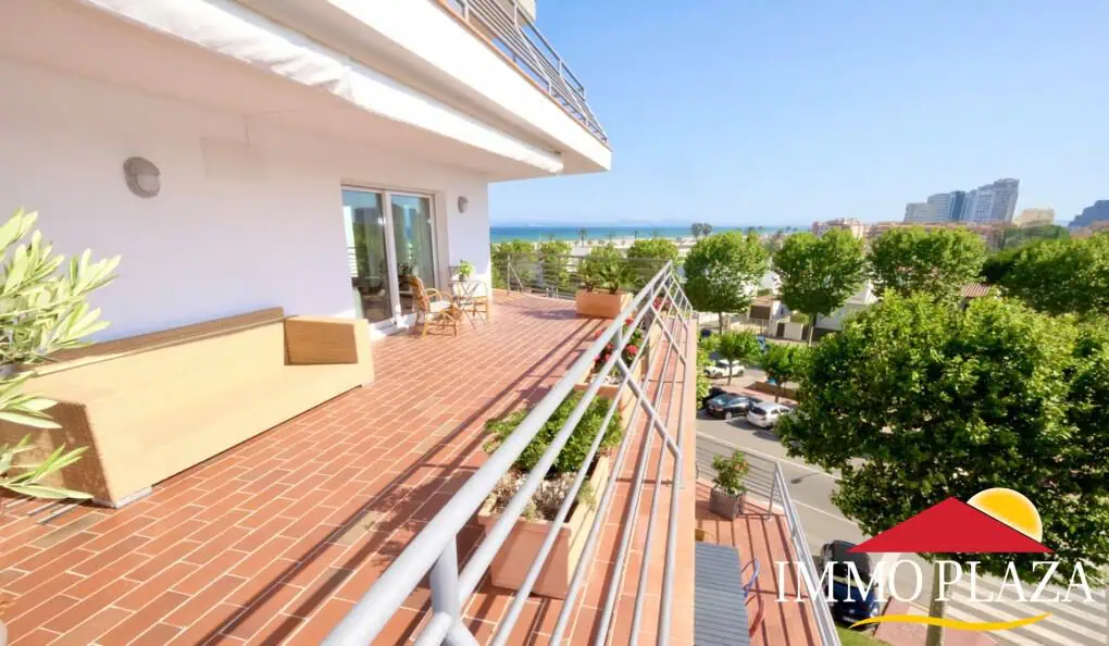 Beautiful and spacious apartment near the beach – 2 bedrooms – 45m2 terrace – Center of Empuriabrava, Costa Brava