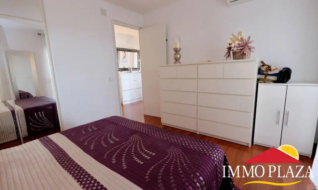 Beautiful and spacious apartment near the beach – 2 bedrooms – 45m2 terrace – Center of Empuriabrava, Costa Brava