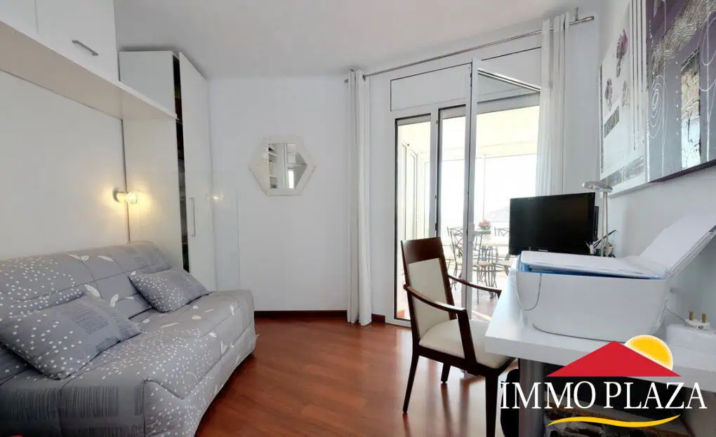 Beautiful and spacious apartment near the beach – 2 bedrooms – 45m2 terrace – Center of Empuriabrava, Costa Brava