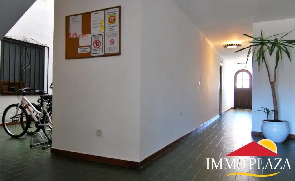 RESERVED – Spacious Penthouse in Porto Fino, canal views, close to the beach of Empuriabrava (communal parking) – photo 12