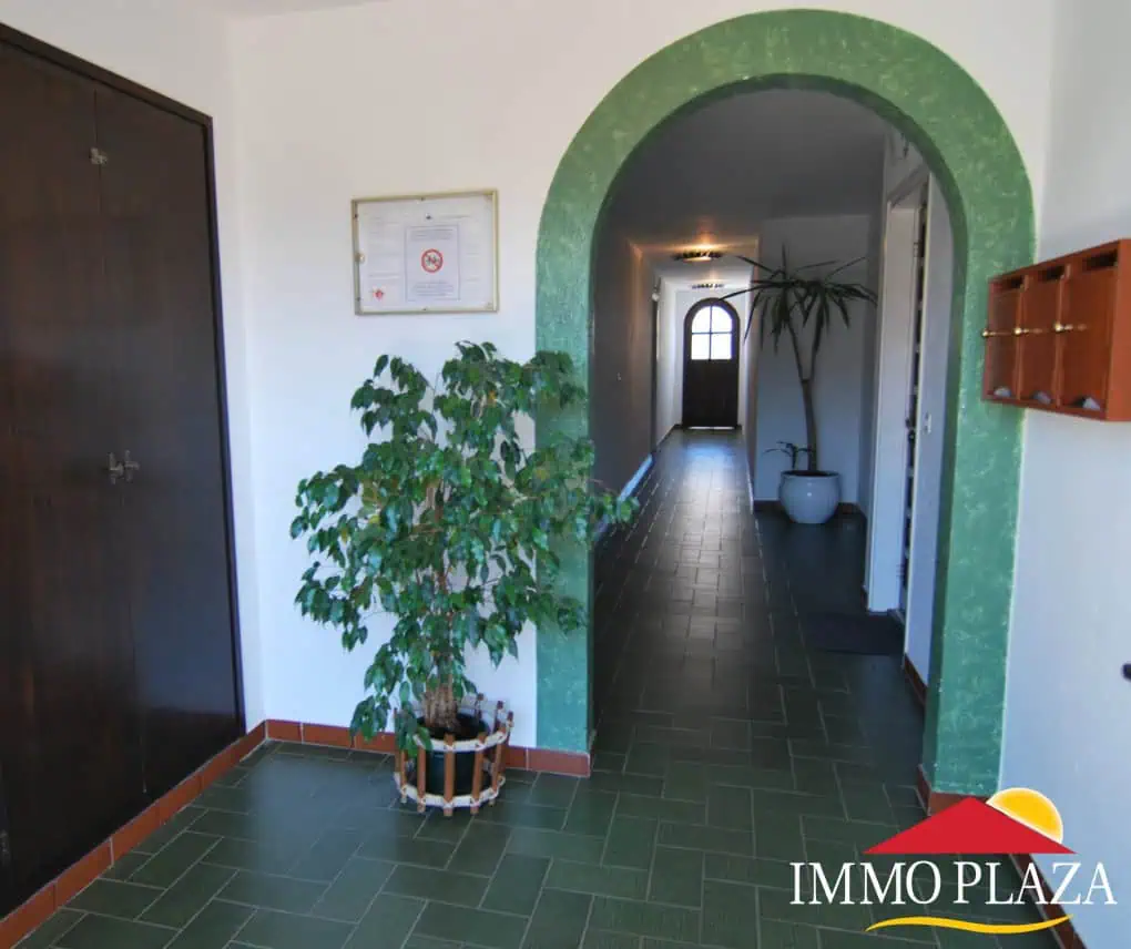 01022016181348_1818_IPA84 RESERVED – Spacious Penthouse in Porto Fino, canal views, close to the beach of Empuriabrava (communal parking) – photo 11