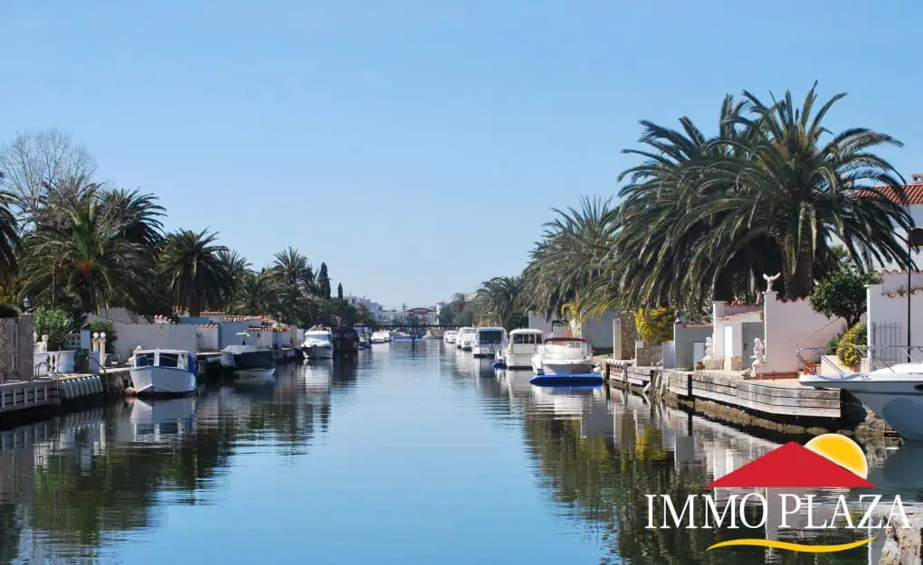 Private mooring for a motorboat 7 X 3M in Port Llobregat – Empuriabrava – Gerone – photo 4