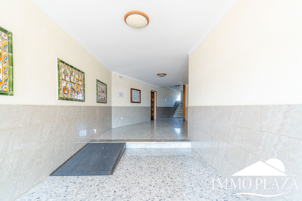 Sea view corner apartment (170m2) next to the beach, in the center of Empuriabrava. TOURIST LICENCE. 2 bedrooms, 60m2 terraces! – photo 9