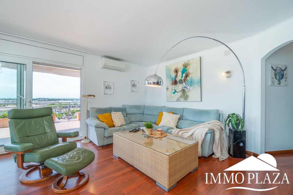 Sea view corner apartment (170m2) next to the beach, in the center of Empuriabrava. TOURIST LICENCE. 2 bedrooms, 60m2 terraces! – photo 24