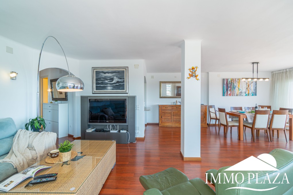 Sea view corner apartment (170m2) next to the beach, in the center of Empuriabrava. TOURIST LICENCE. 2 bedrooms, 60m2 terraces! – photo 25