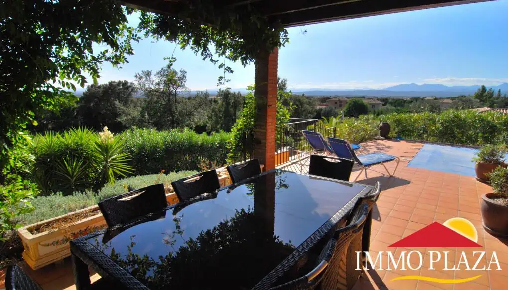OPPORTUNITY: Splendid Villa in Peralada Golf with breathtaking views of the Pyrenees – Costa Brava – photo 2