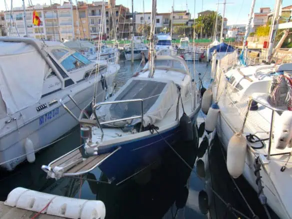 Mooring / berth 11,5 X 3,50M for sale for: sailboat or motor boat in Ampuriabrava – Costa Brava – Spain