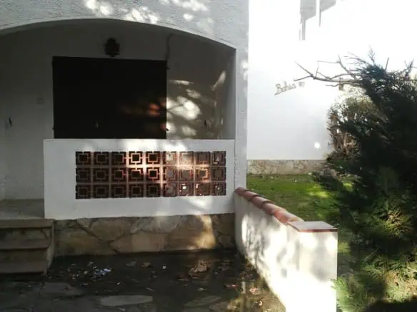 Ground floor, 50m from the beach with private parking – Empuriabrava – Costa Brava