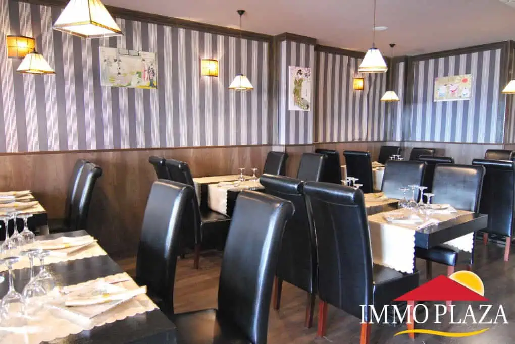 Leasehold: Restaurant in 1st sea line in Empuriabrava – Costa Brava North – photo 3