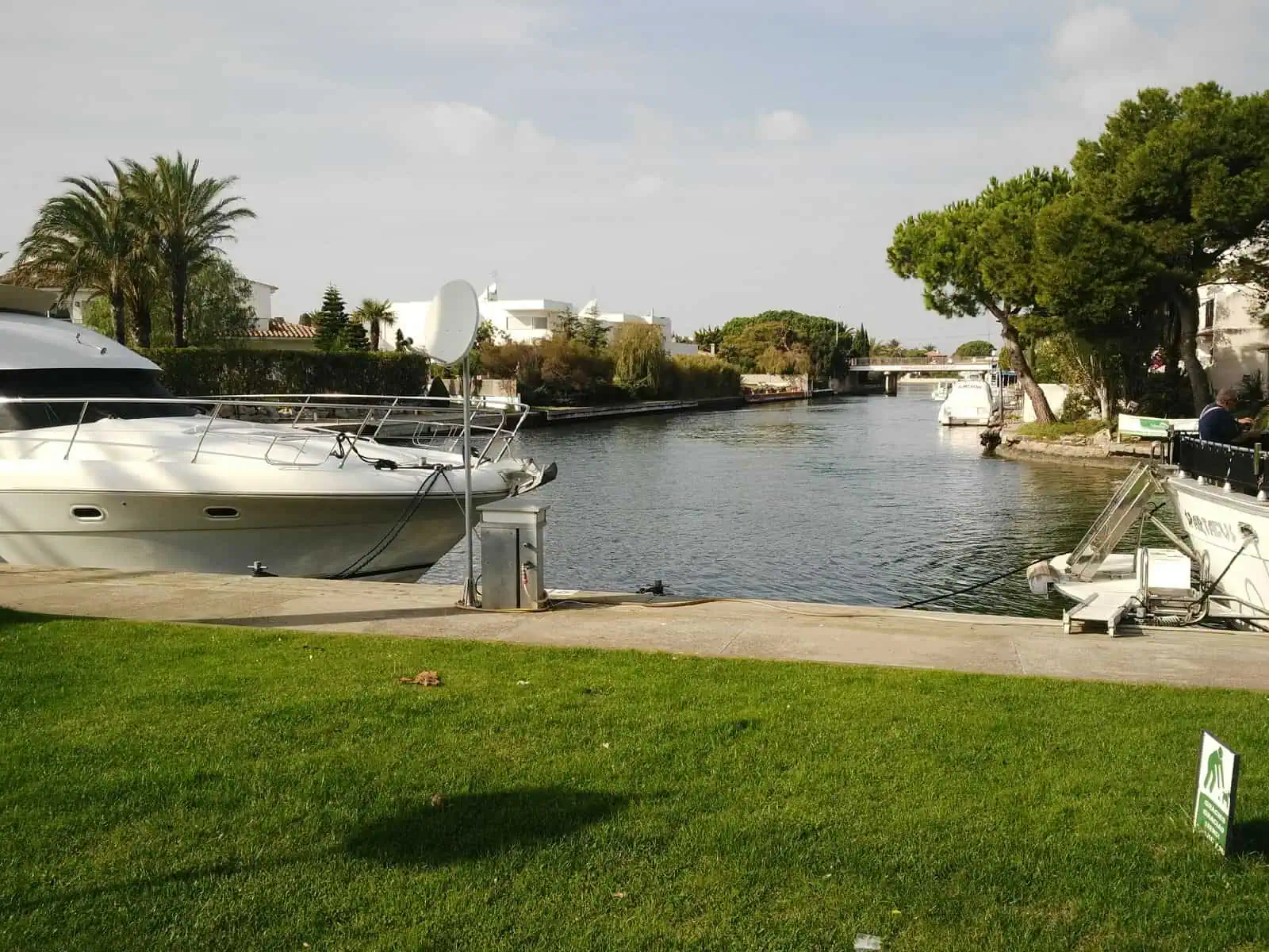 Beautiful holiday apartment near the beach and the center of Ampuriabrava – Costa Brava North