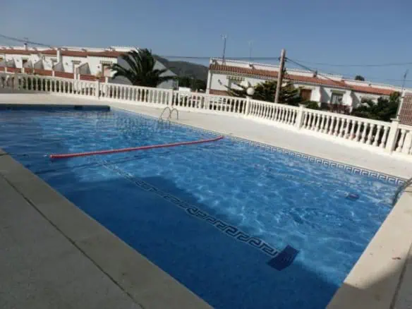 Beautiful house with 2 bedrooms, communal pool and private garage – Roses – Costa Brava