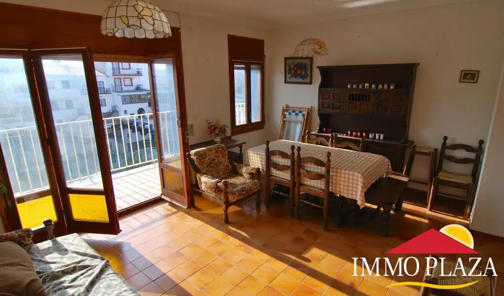 RESERVED: 2 Bedrooms apartment with views on the canal, 10 min. walk from the beach of Empuriabrava – Costa Brava – photo 3