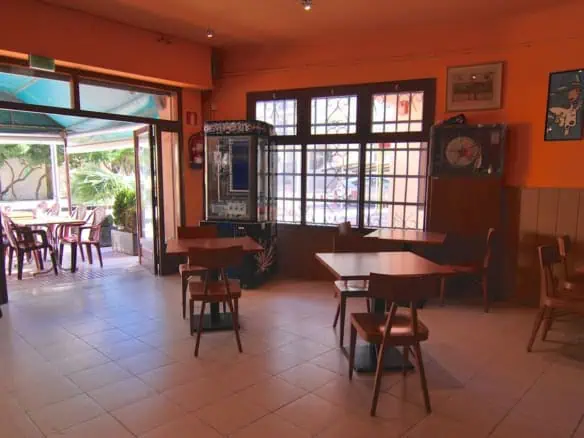 Leasehold: Restaurant – Bar 50 meters from the beach of Santa Margarida – Roses Bay – Spain