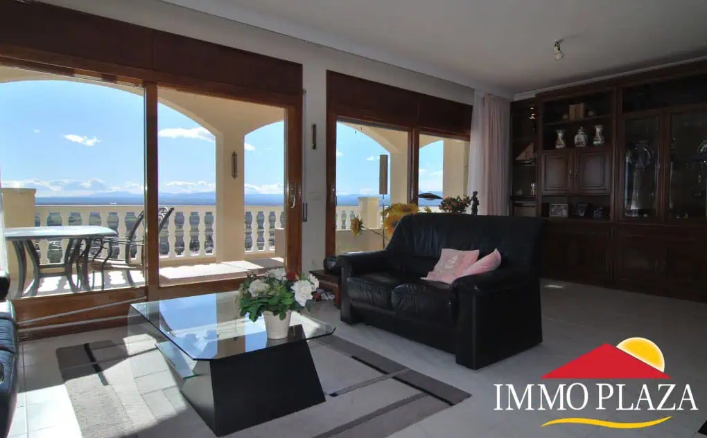 NICE VILLA 7 BEDROOMS, POOL, TENNIS, DOUBLE GARAGE, PLOT 2000M2 – PAU – COSTA BRAVA! – photo 15