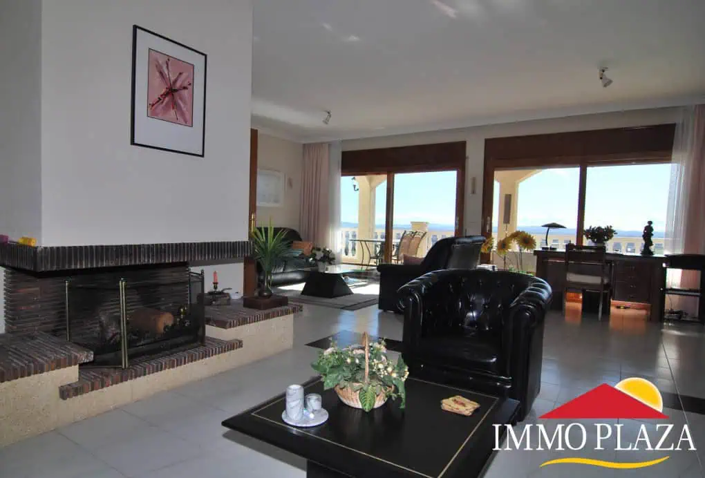 NICE VILLA 7 BEDROOMS, POOL, TENNIS, DOUBLE GARAGE, PLOT 2000M2 – PAU – COSTA BRAVA! – photo 3