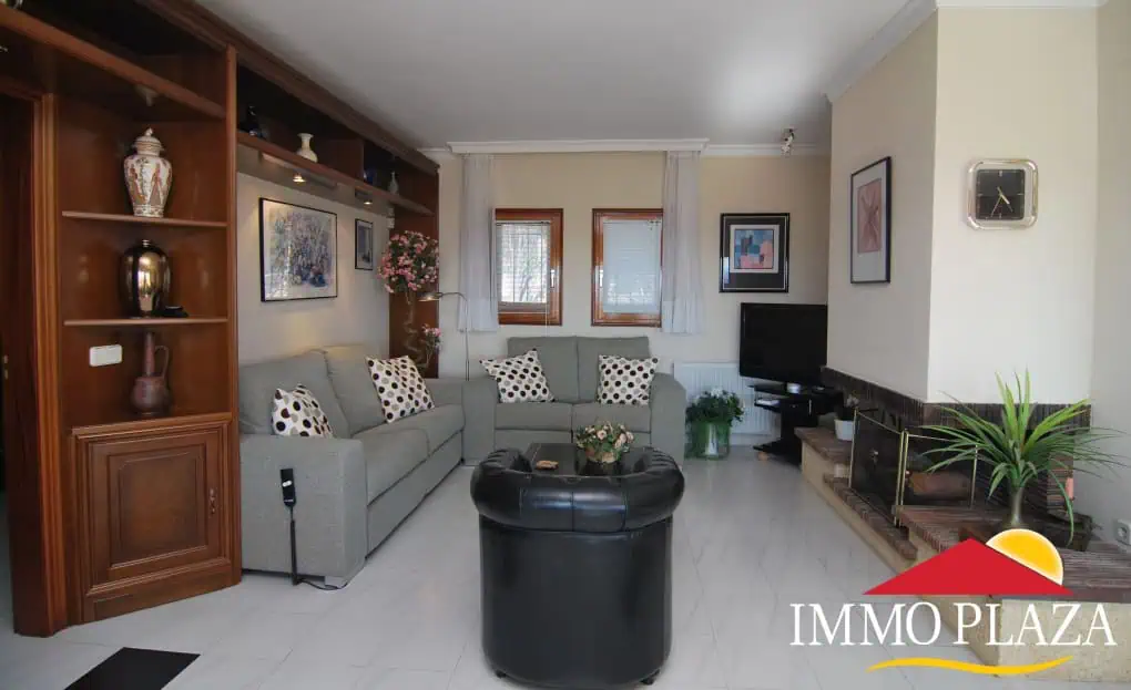 NICE VILLA 7 BEDROOMS, POOL, TENNIS, DOUBLE GARAGE, PLOT 2000M2 – PAU – COSTA BRAVA! – photo 12