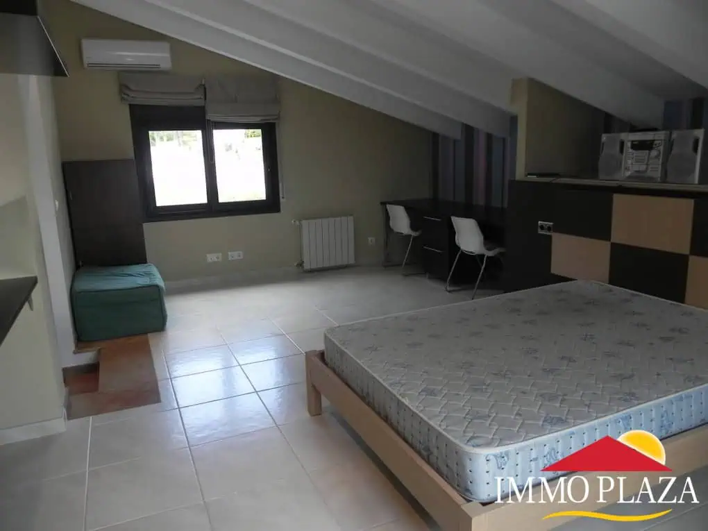 Detached Villa with 4 bedrooms, swimming pool, in a privileged area of Palau Saverdera – Costa Brava – photo 17
