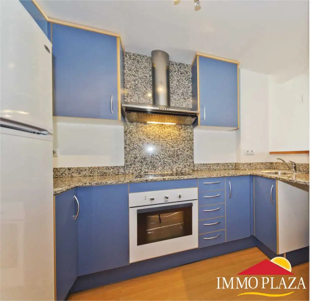 03032016122153_7600_IPA95 Modern apartment with canal views, community pool and private parking – Bay of Roses – Catalonia – photo 5