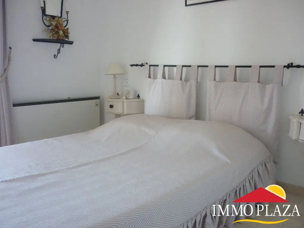 Apartment in first sea line with a large terrace of 16m2 with sea views – Empuriabrava – Costa Brava – photo 5