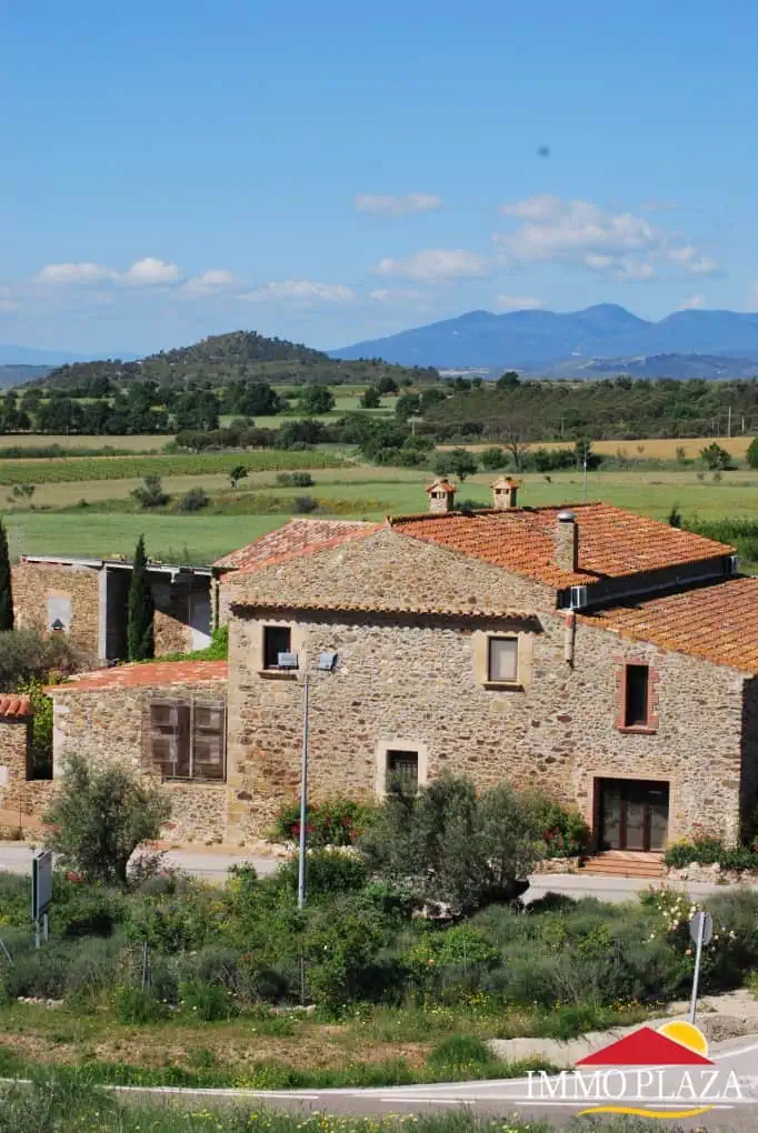 03062015185749_5301_IPSO25 For sale Luxury Hotel & Restaurant in Alt Emporda – Costa Brava North – Spain – photo 8