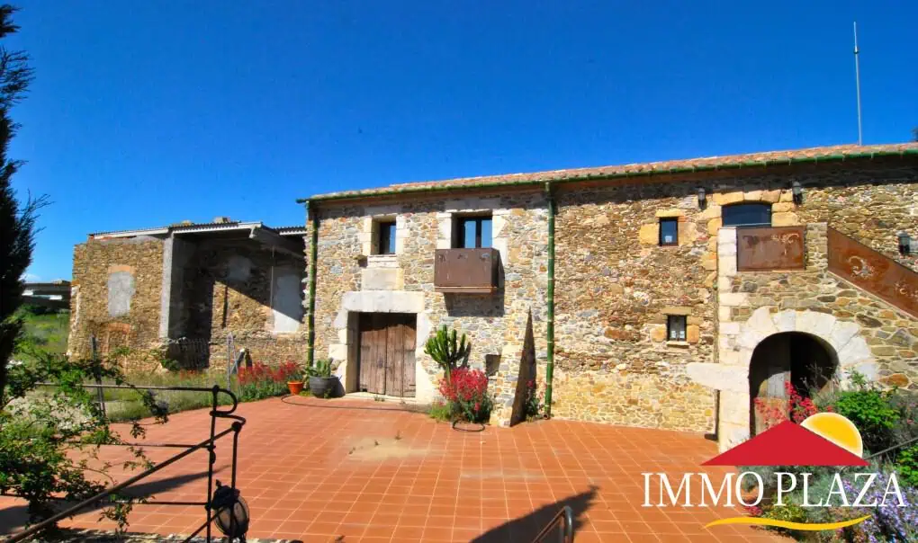 For sale Luxury Hotel & Restaurant in Alt Emporda – Costa Brava North – Spain – photo 11