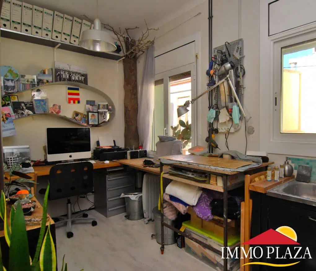 04022016172922_5542_IPH37 A Unique 3 storey town house in the center of Castello d’Empuries at 3 km from the coast – Costa Brava Inland – photo 26