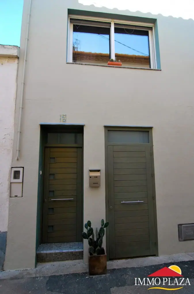 04022016173503_2434_IPH37 A Unique 3 storey town house in the center of Castello d’Empuries at 3 km from the coast – Costa Brava Inland – photo 14