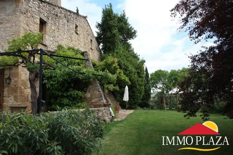 Masia of the XVIe century completely renovated with 5 bedrooms, swimming pool – Llado – Alt Emporda – Costa Brava – photo 20