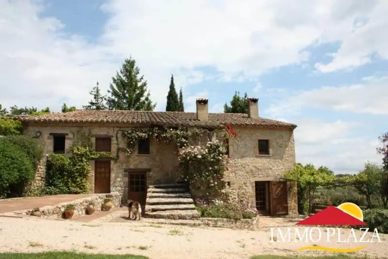 Masia of the XVIe century completely renovated with 5 bedrooms, swimming pool – Llado – Alt Emporda – Costa Brava – photo 6