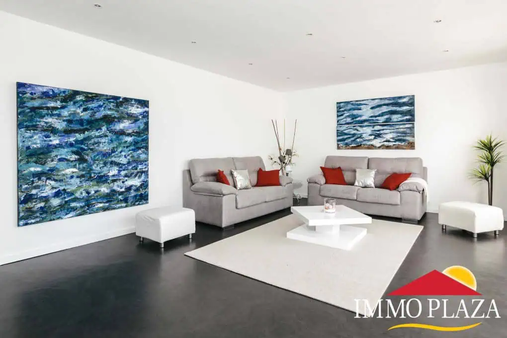 Superbe villa in second sea line, near the beach with extraordinary views over the Bay of Roses – photo 6
