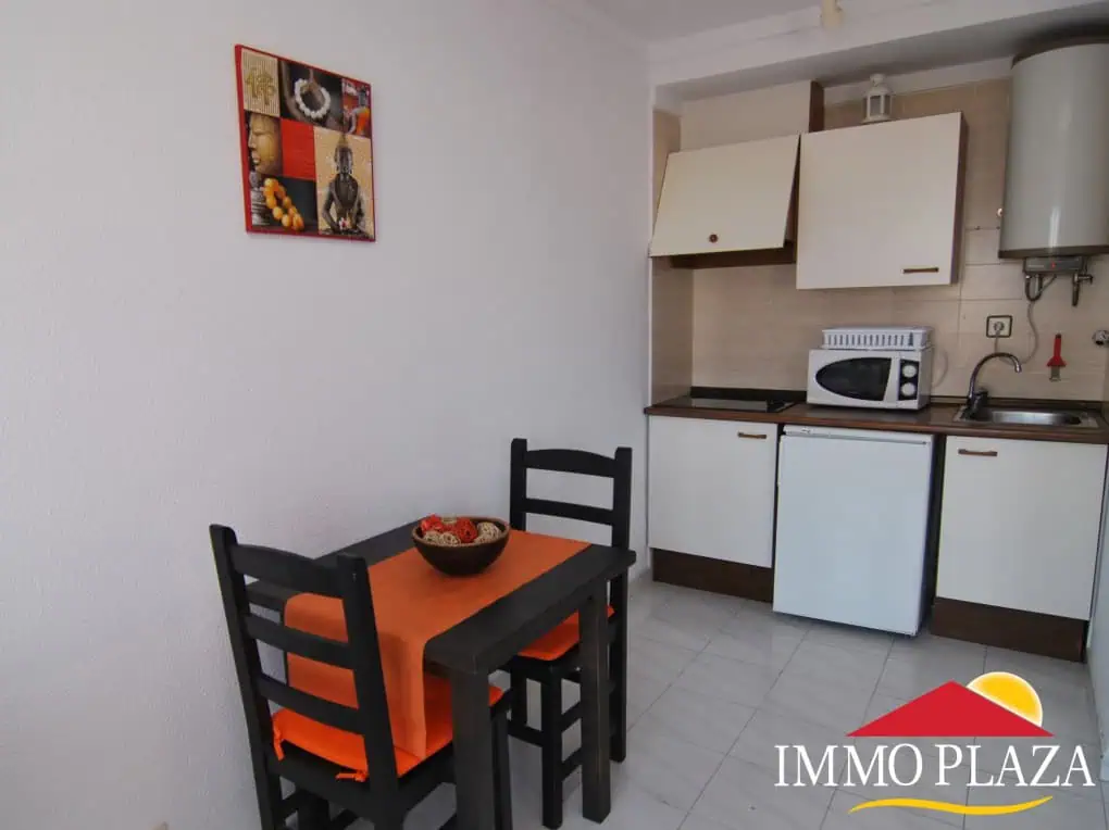 Charming studio in the center of Empuriabrava with wonderful views of canal – Northern Costa Brava – Spain – photo 4