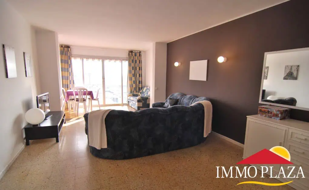 Modern studio, facing south is close to the city center with a view over the port of the Marina Empuriabrava – Costa Brava – photo 3