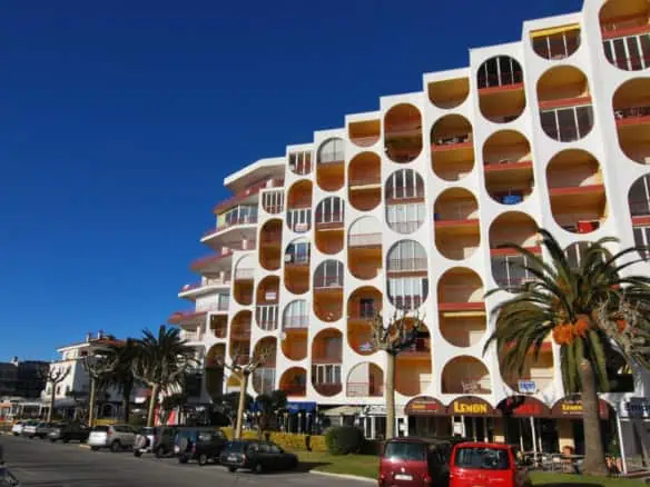 Spacious studio with sea view in the center of Empuriabrava – Costa Brava
