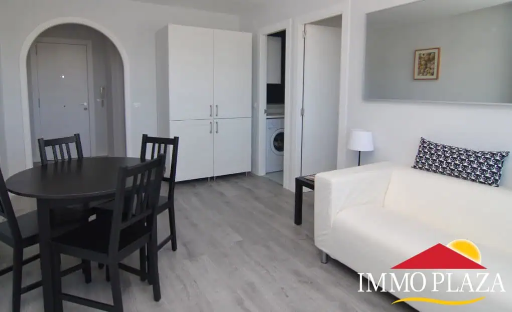 1st line of the sea, 2 bedroom apartment, completely renovated in 2016 – Empuriabrava – Costa Brava – photo 3