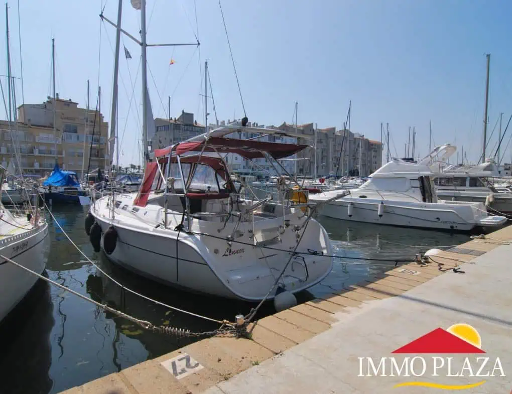 Mooring for sale for a sailboat or motorboat in Ampuriabrava, 14 x 4 mtr – photo 2