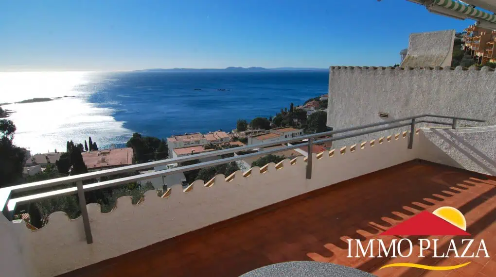 Small Villa at 200m from the beach with 4 bedrooms, garage and magnificent sea views – Bay of Roses – Catalonia – photo 3