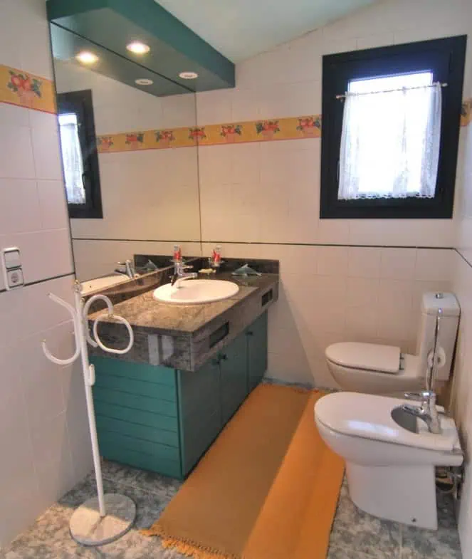 Lovely villa with covered pool and 2 golf shares in the first line of Golf Club Peralada – Catalonia – Spain – photo 28