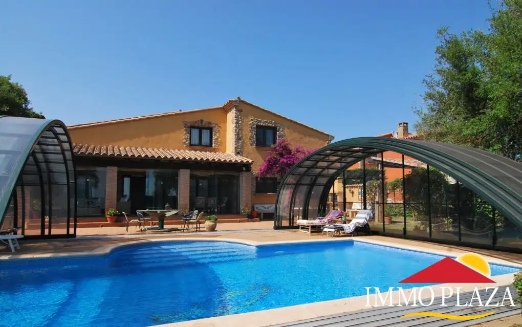 Lovely villa with covered pool and 2 golf shares in the first line of Golf Club Peralada – Catalonia – Spain – photo 58