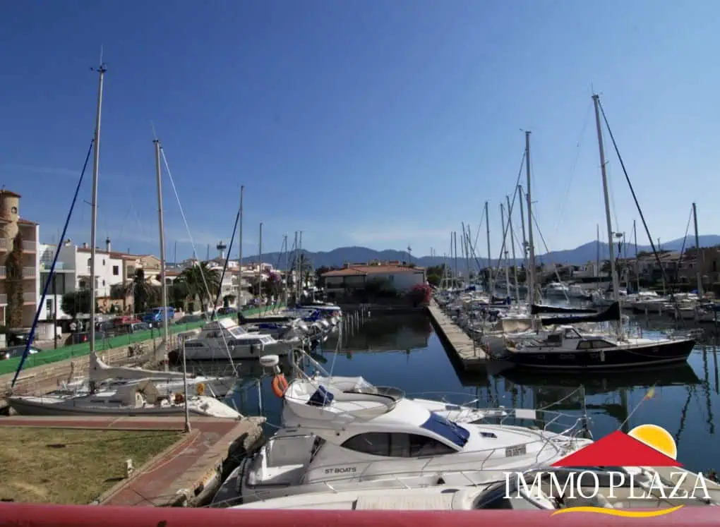 Studio very well located, overlooking canal, close to the sea and the center of Empuriabrava – Costa Brava – photo 23