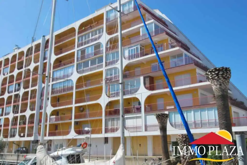 Studio very well located, overlooking canal, close to the sea and the center of Empuriabrava – Costa Brava – photo 7